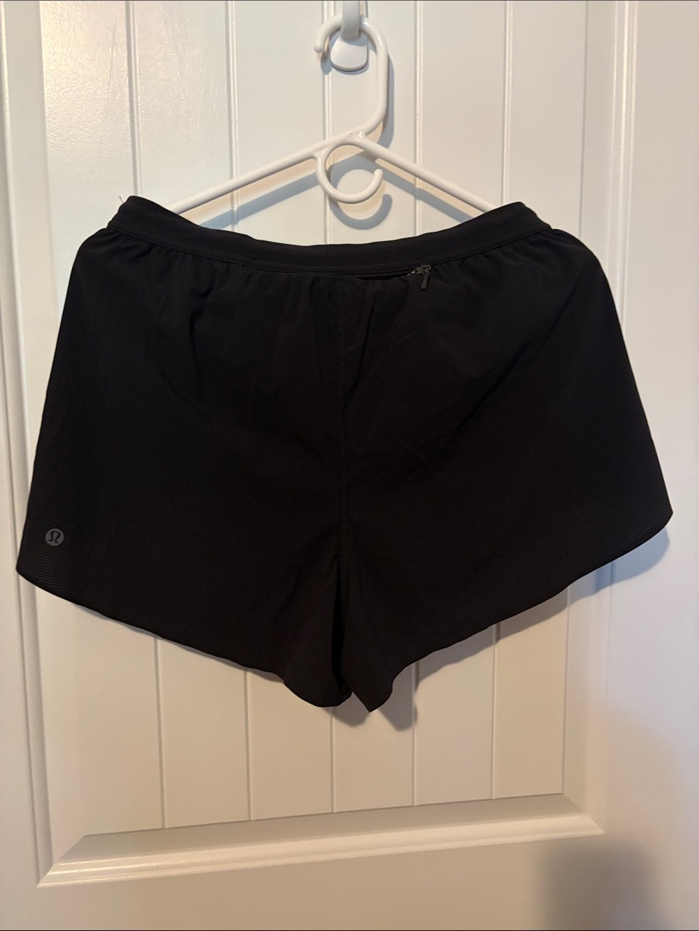 lululemon athletica Black Women's Run Shorts with Zip Pocket small